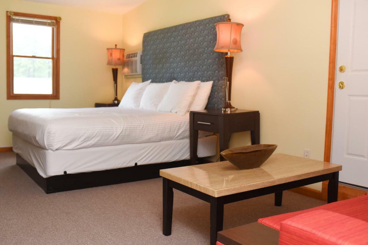 Chestnut Grove Family Resort Mount Pocono Exterior photo