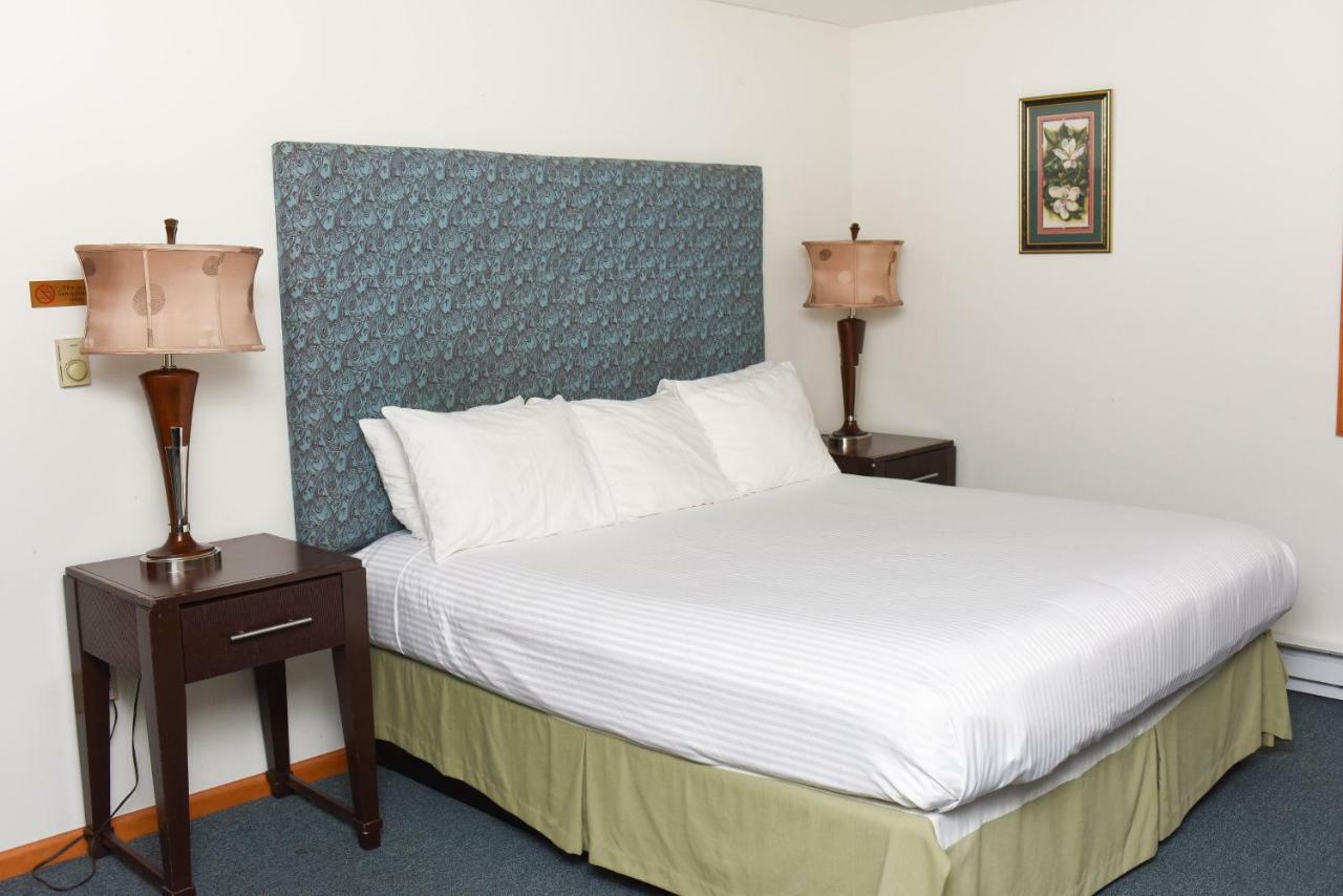 Chestnut Grove Family Resort Mount Pocono Exterior photo