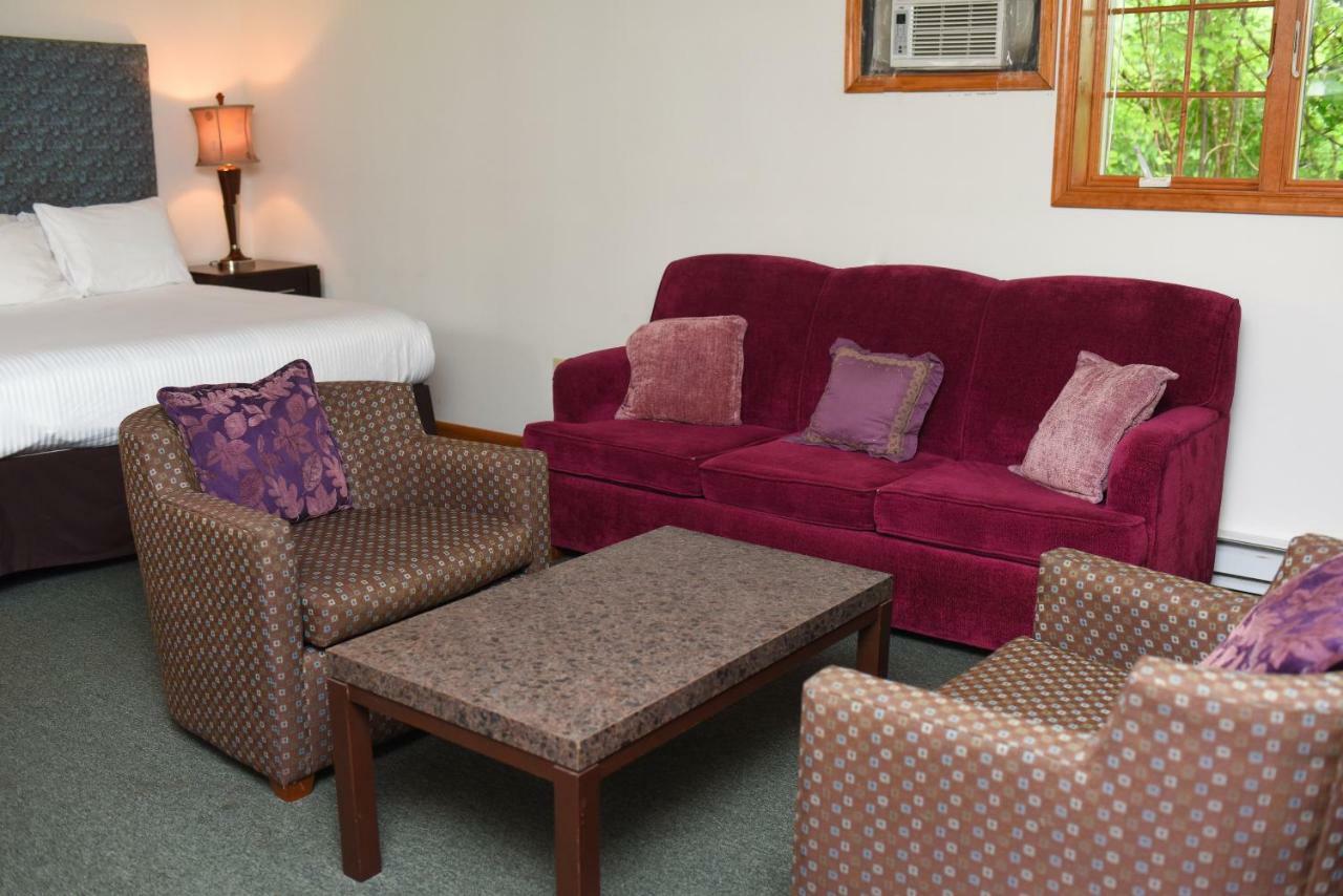Chestnut Grove Family Resort Mount Pocono Exterior photo
