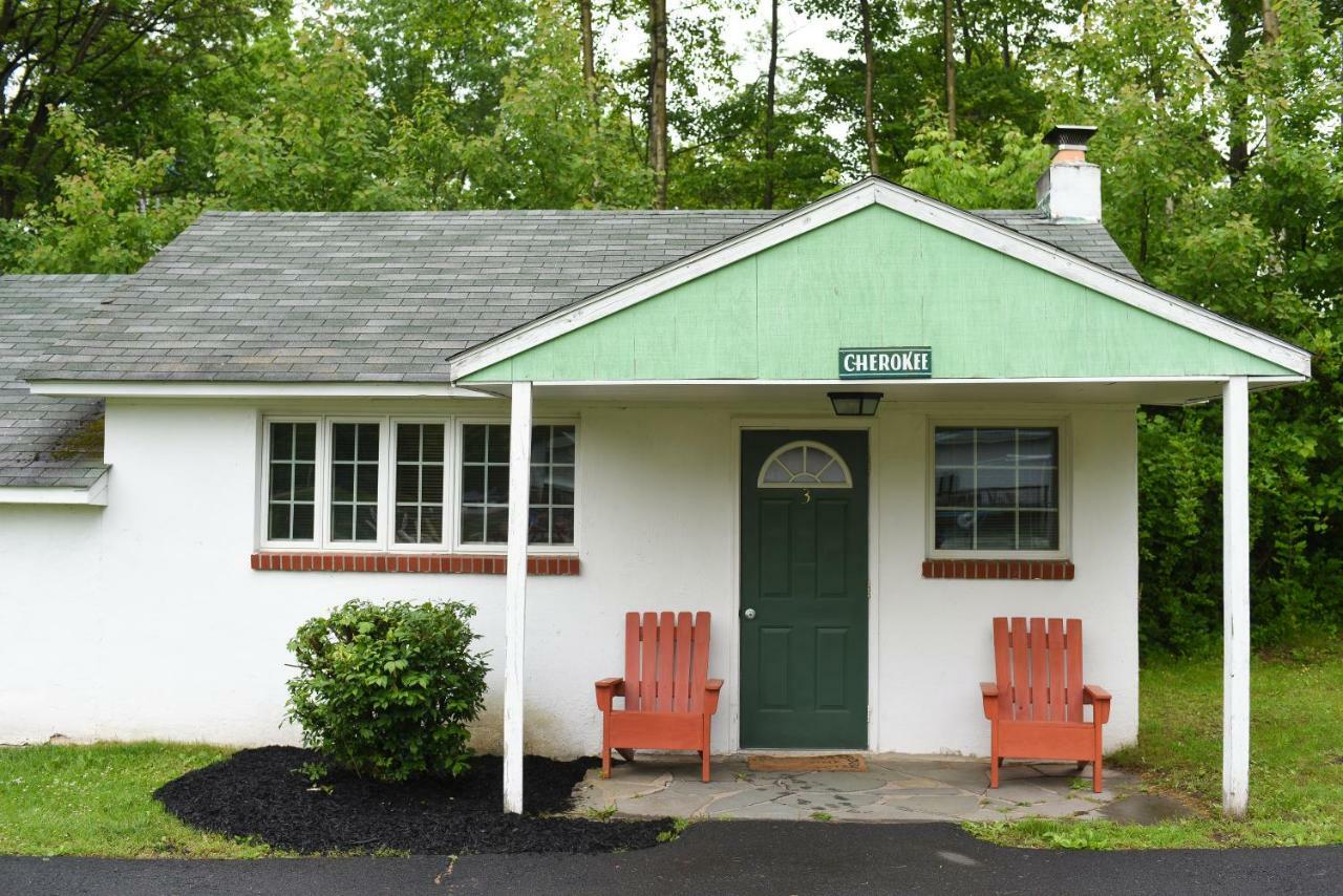 Chestnut Grove Family Resort Mount Pocono Exterior photo