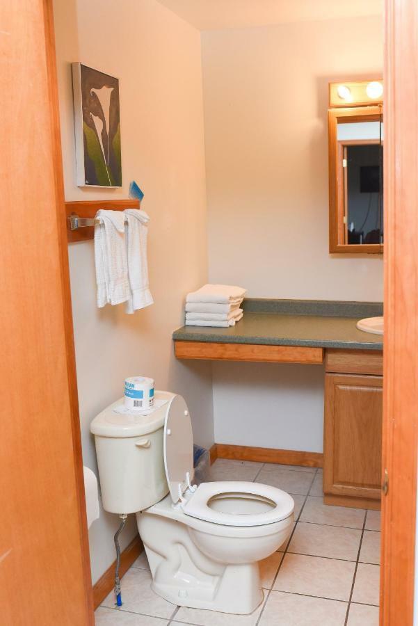 Chestnut Grove Family Resort Mount Pocono Exterior photo